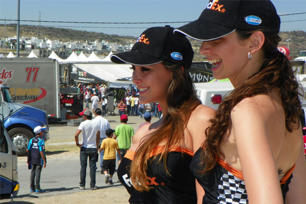 Chicas Fdx 4