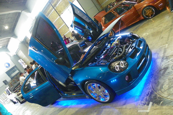 Azul y luces