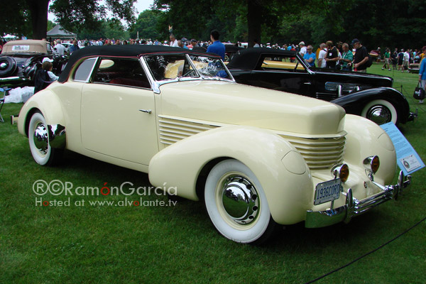 1936 Cord 810 Phaeton