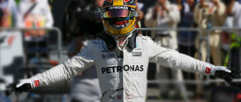 HAMILTON SUPERA A VETTEL